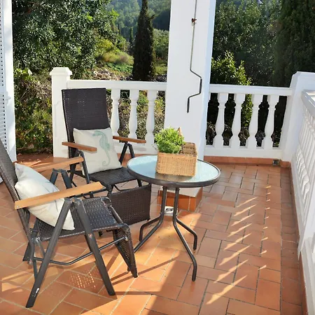 Villa Les Moreres De Sitges, Mediterranean-Style Family Escape Exterior photo