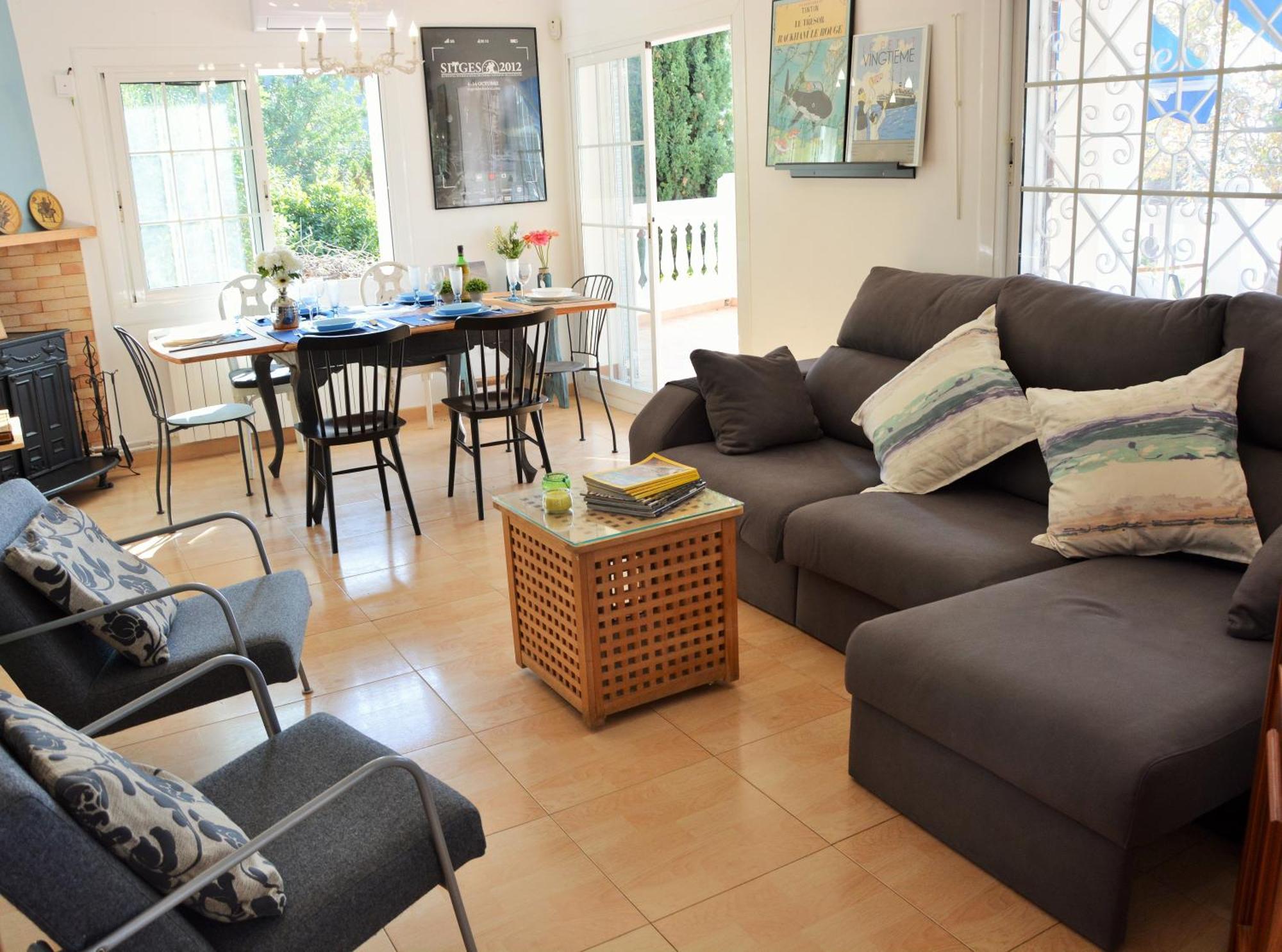 Vil·la Les Moreres De Sitges, Mediterranean-style Family Escape *