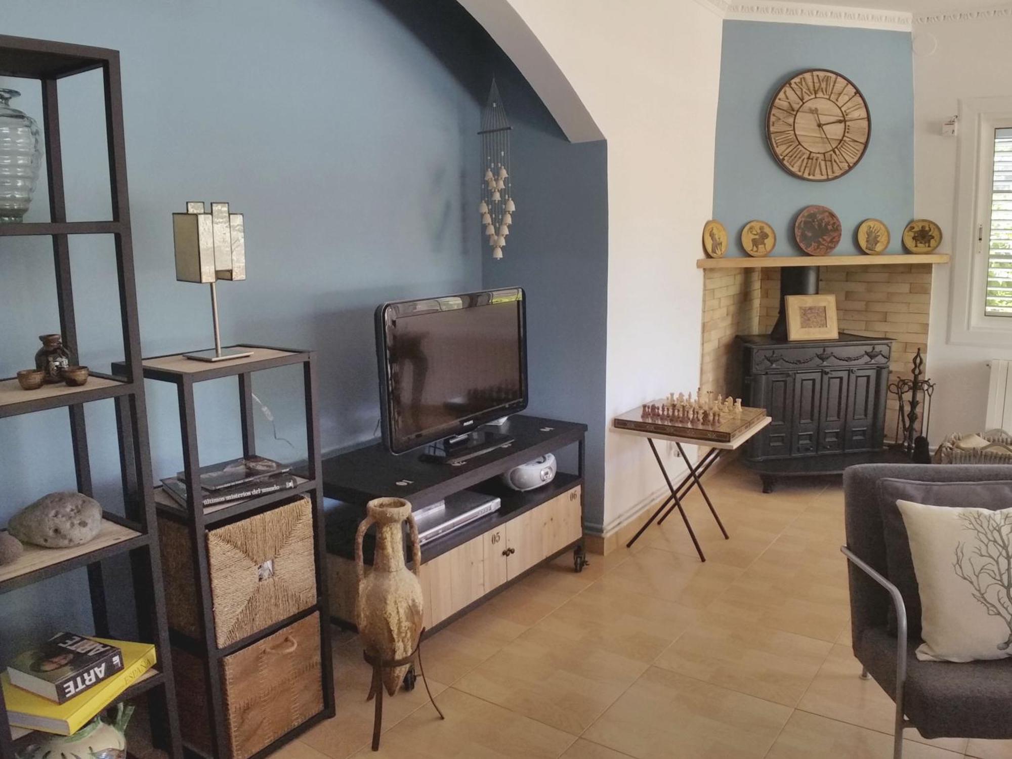 Villa Les Moreres De Sitges, Mediterranean-style Family Escape
