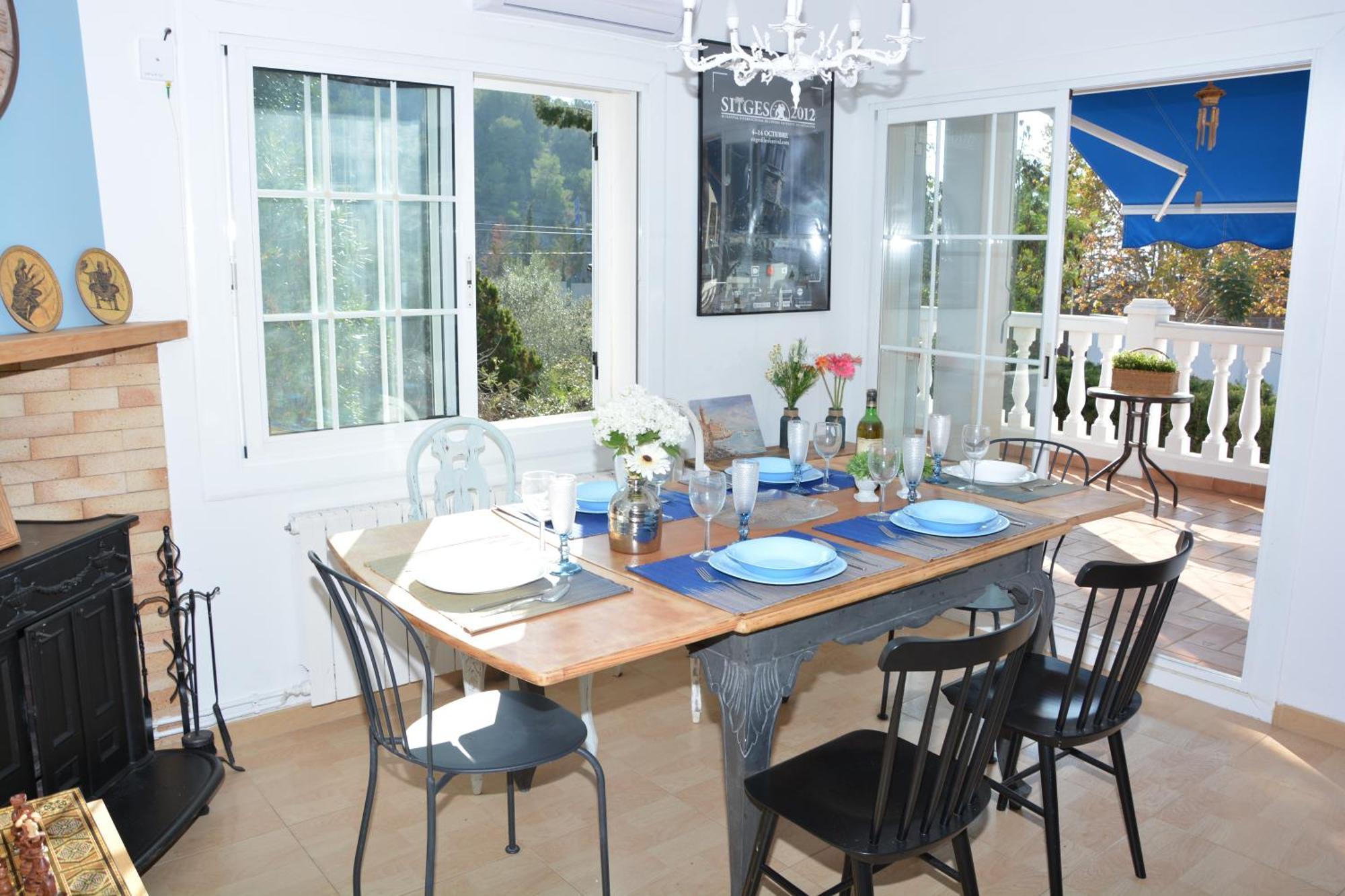Les Moreres De Sitges, Mediterranean-style Family Escape Villa