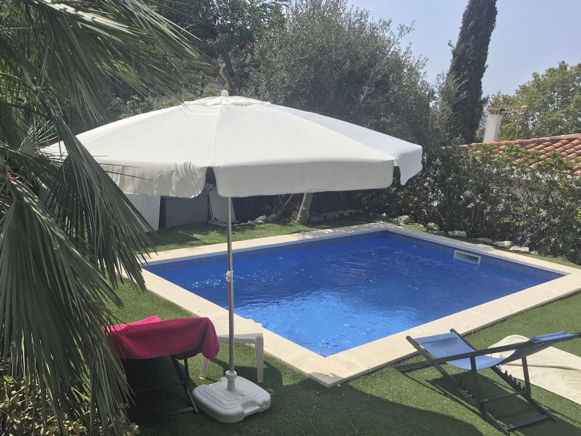 Les Moreres De Sitges, Mediterranean-style Family Escape *