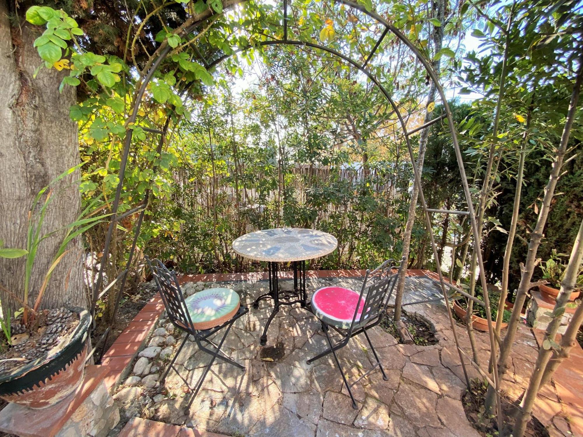 Villa Les Moreres De Sitges, Mediterranean-style Family Escape