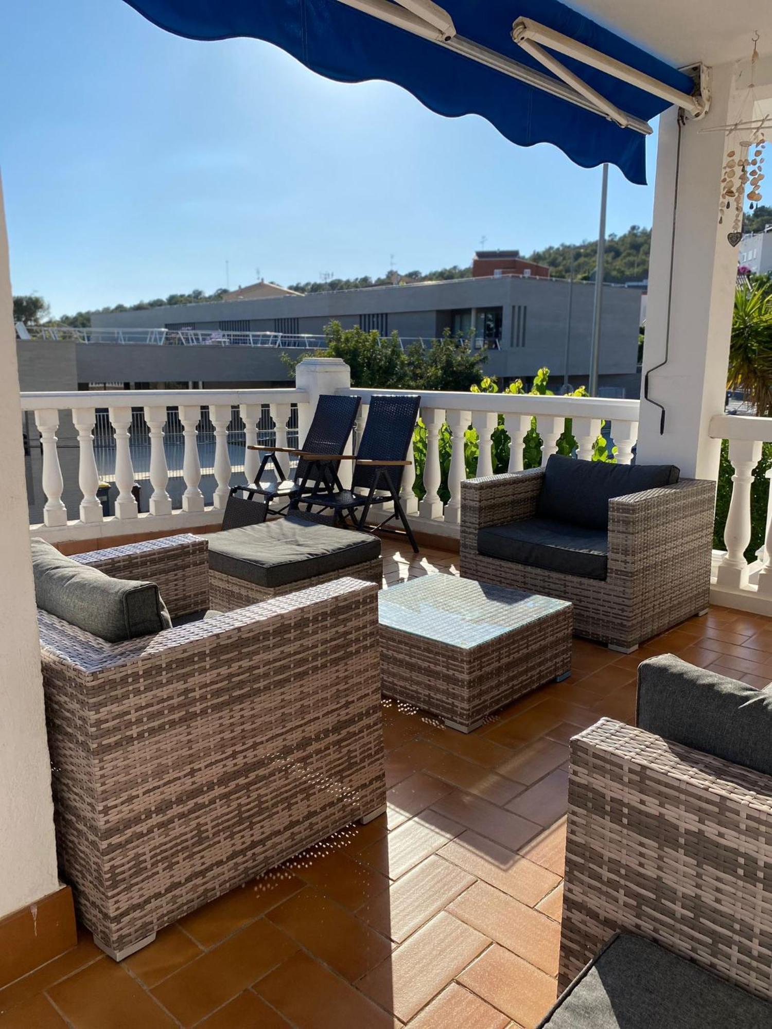 Villa Les Moreres De Sitges, Mediterranean-style Family Escape *